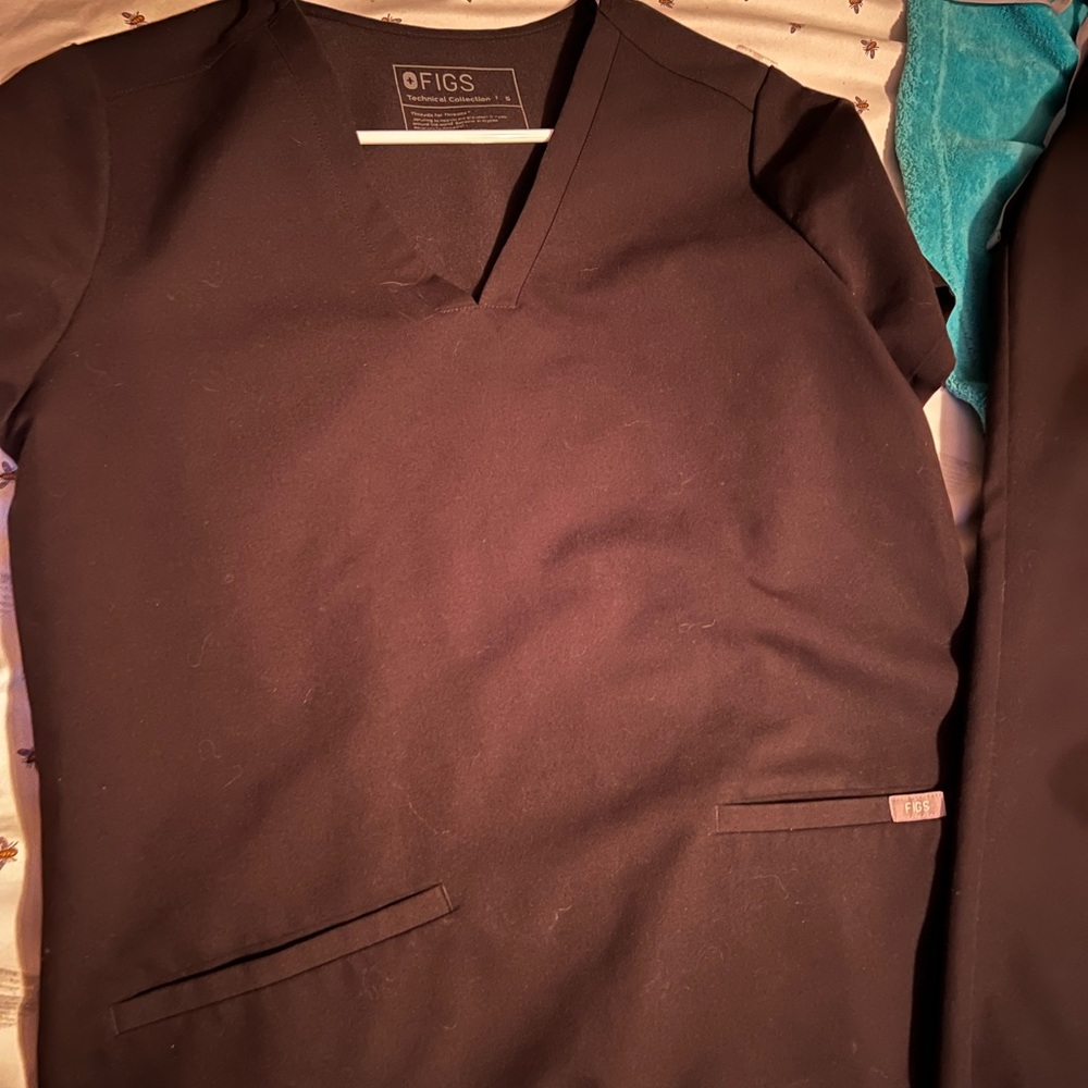 Black figs scrub set